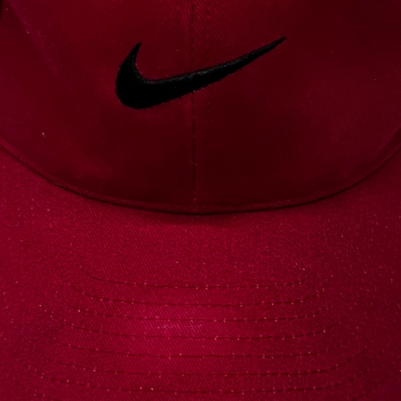 Nike Golf Hat Red Adjustable‎ Center Swoosh - Picture 4 of 12